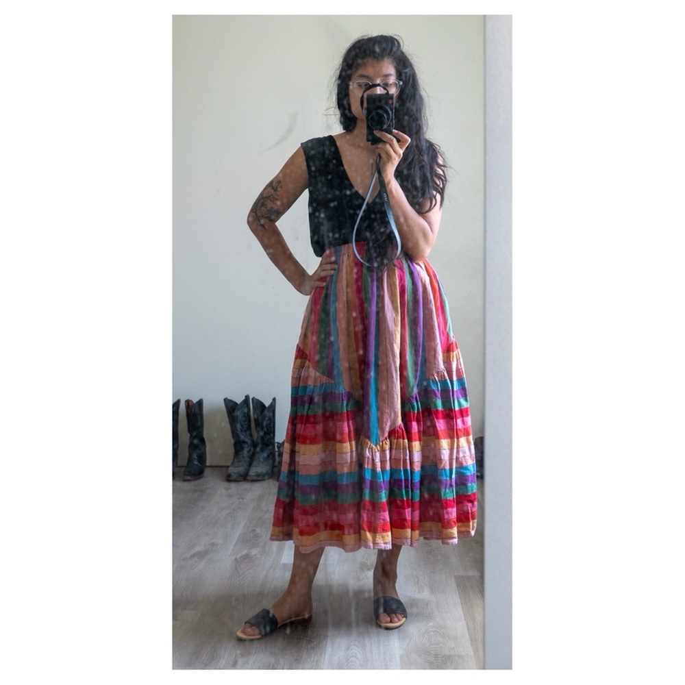 vintage tiered ruffle midi skirt 🍭